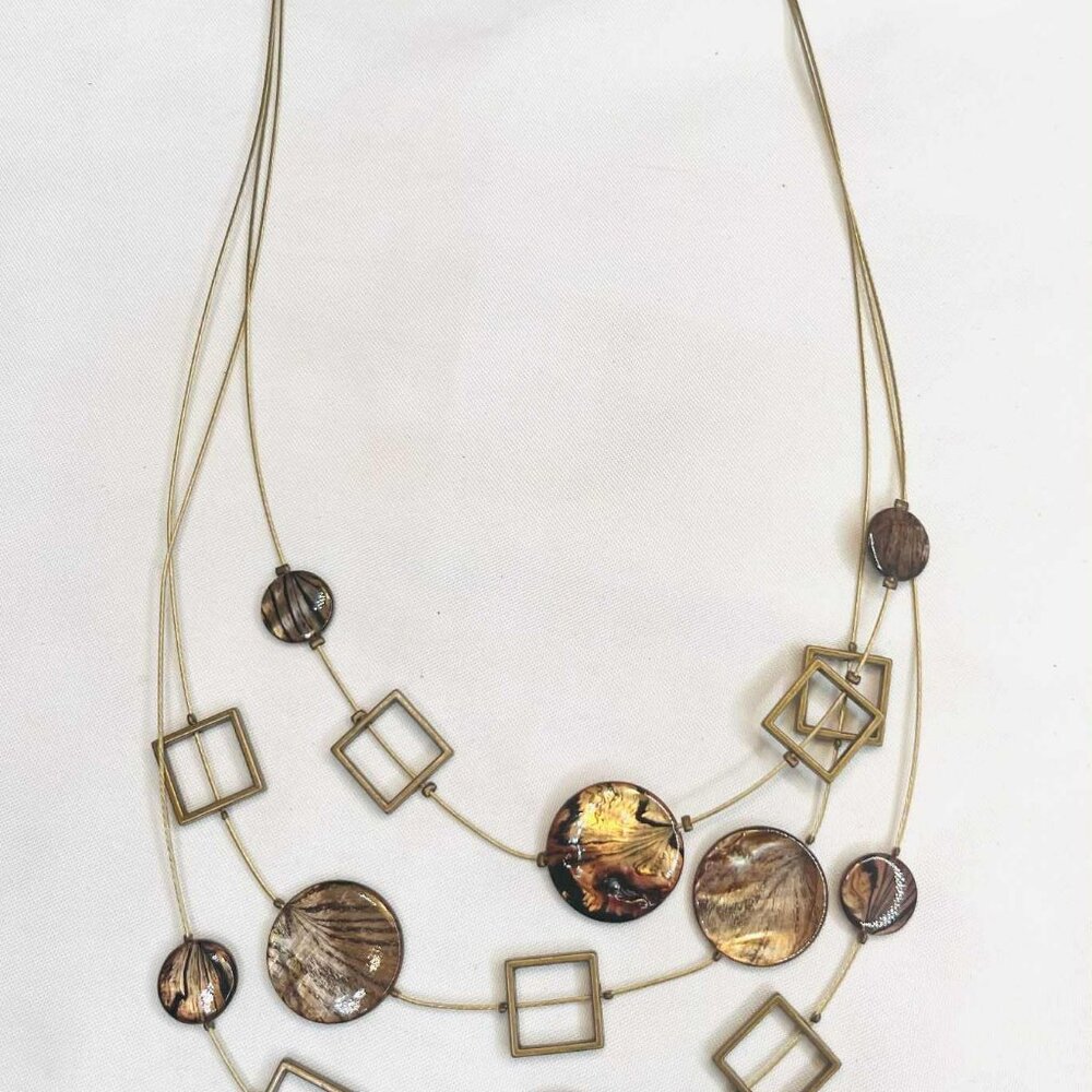 Vintage Geometric Shell Necklace with Brass Squares 42 cm Art Jewelry